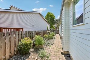 SE 44th Ln-S0108-034.jpg
