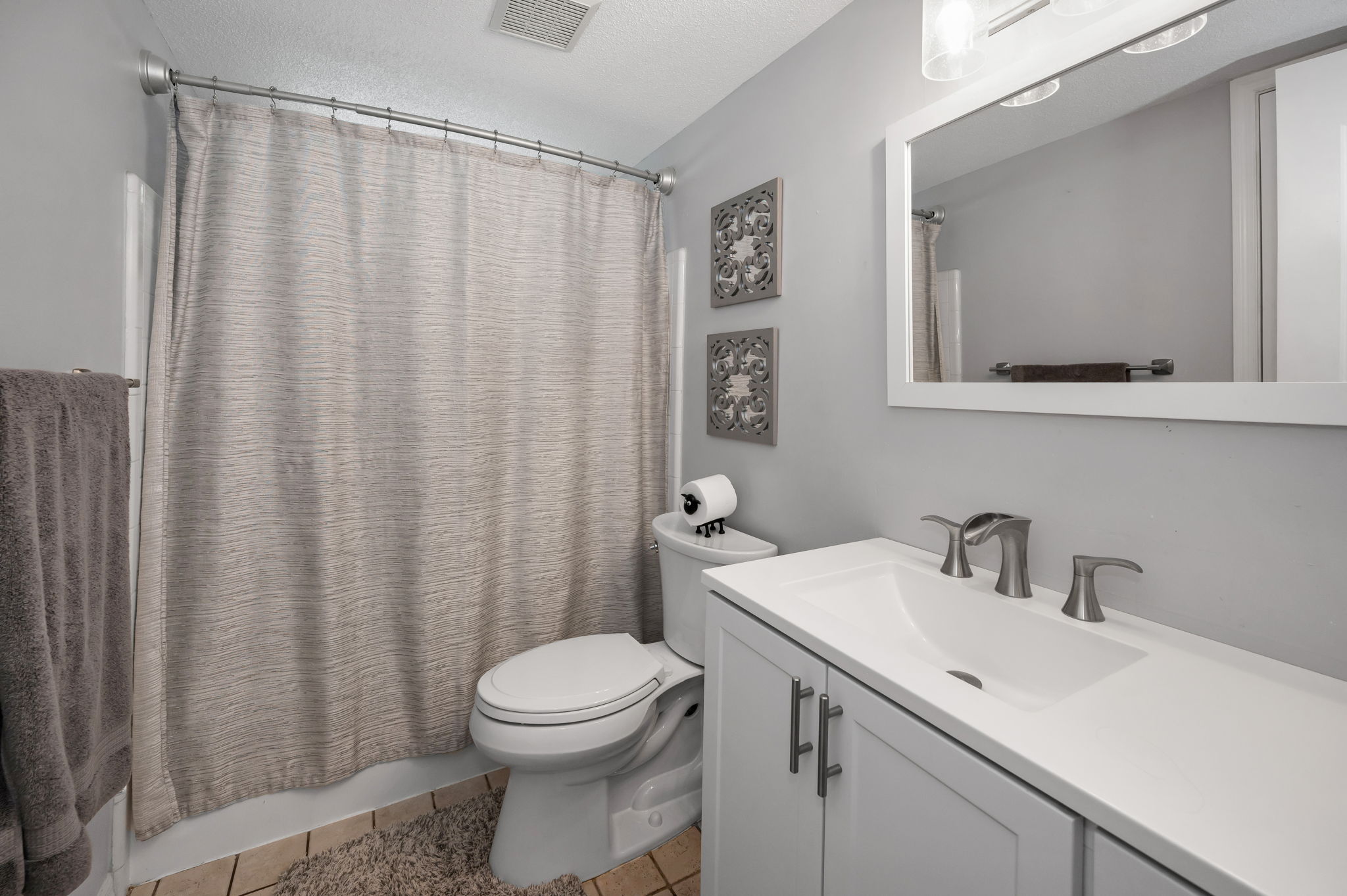 Bathroom2