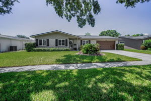 Front Exterior3