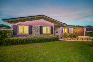 Front Exterior30