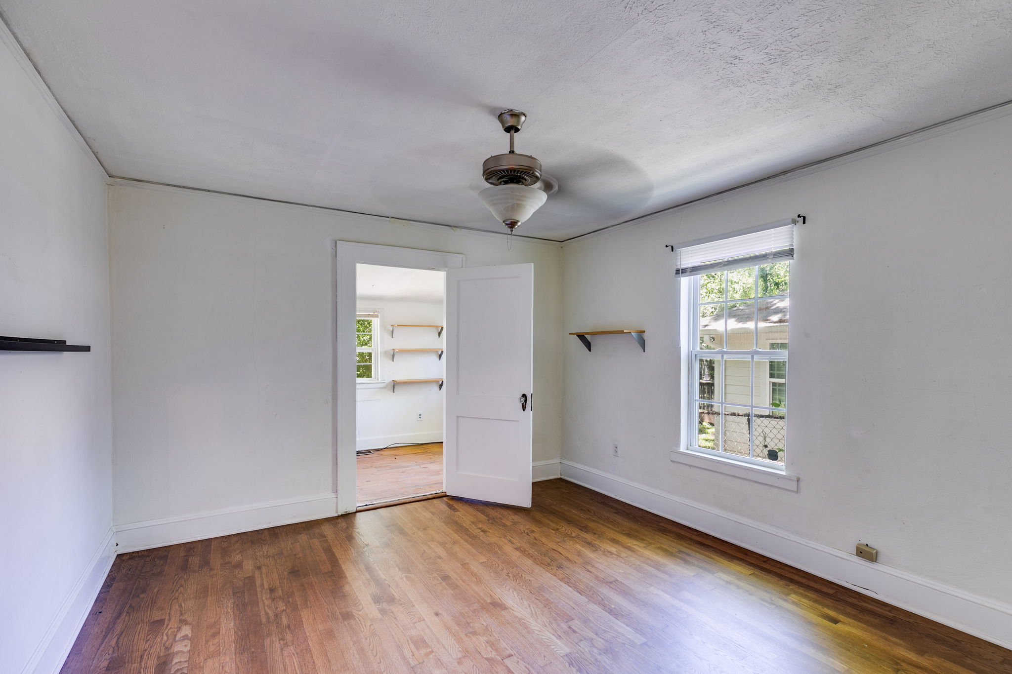 mppmedia1834broadave16