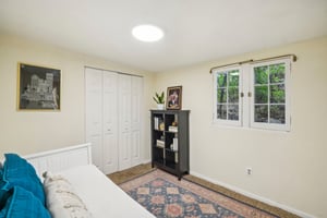 W Cheyenne Rd-035.jpg