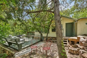 W Cheyenne Rd-043.jpg