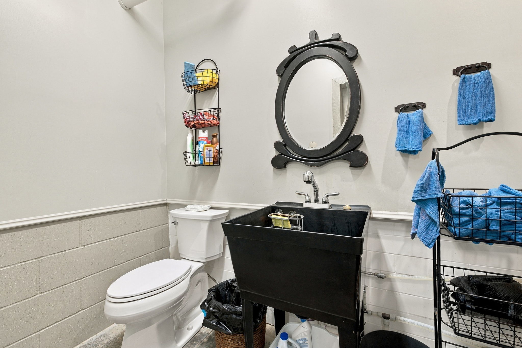 Bathroom off shop