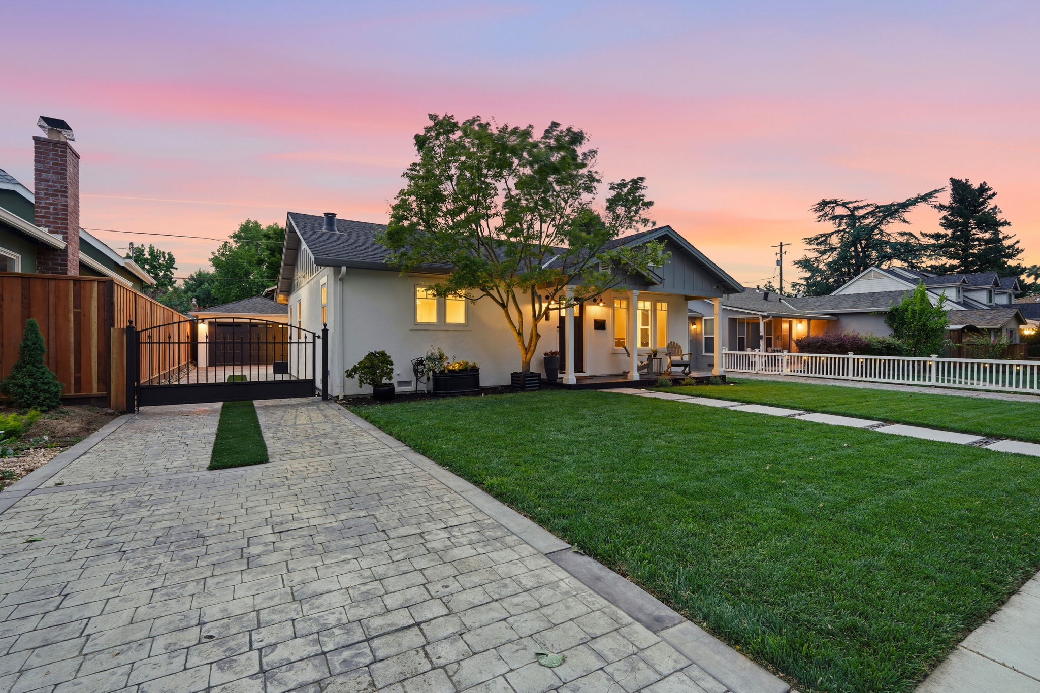 016_f8_TWILIGHT_1835 Ellen Ave