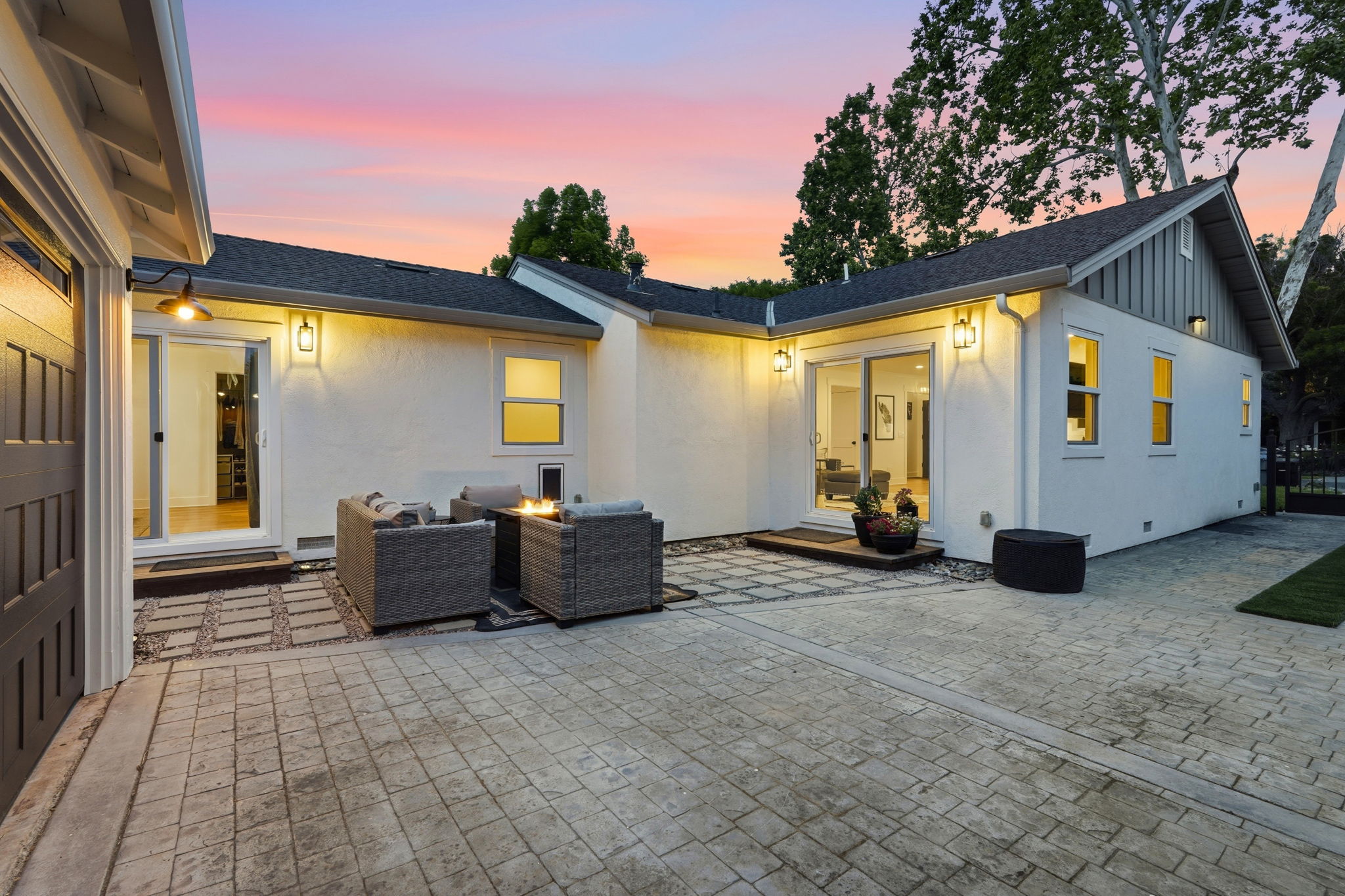 018_f8_TWILIGHT_1835 Ellen Ave