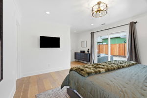 022_f8_1835 Ellen Ave