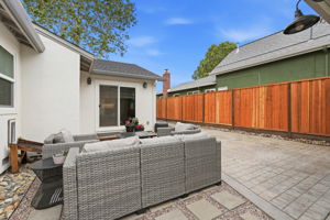 030_f8_1835 Ellen Ave