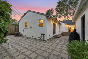 012_f8_TWILIGHT_1835 Ellen Ave