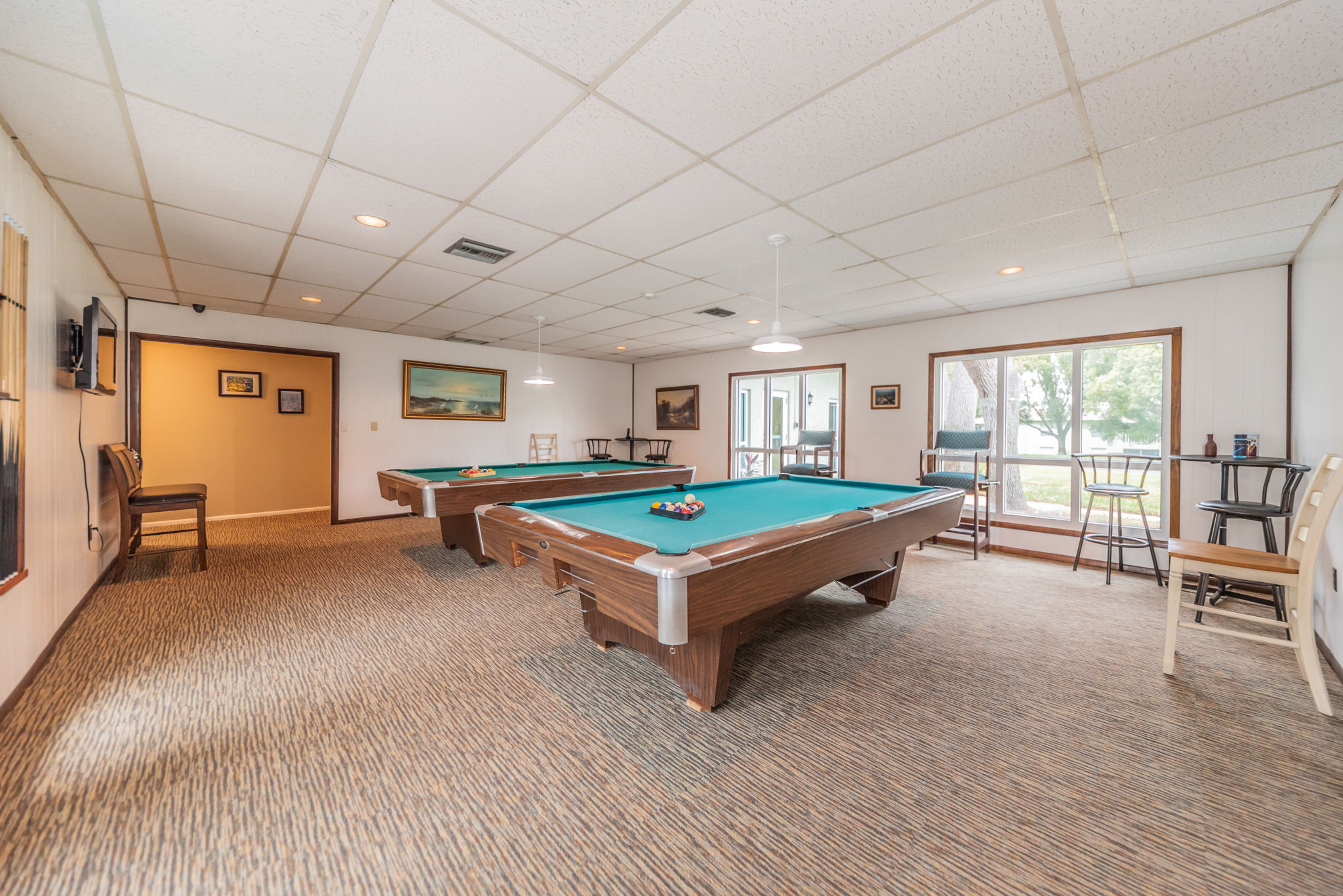 19-Green Dolphin Club Billiards Room