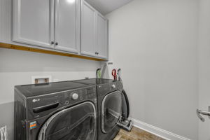  Photo 31