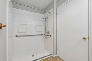 SE 7th Ave-S2804-020.jpg