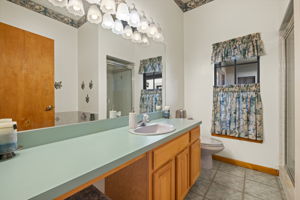 Guest Bathroom 1