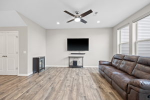 18357 60th Ave N, Plymouth, MN 55446, USA Photo 7
