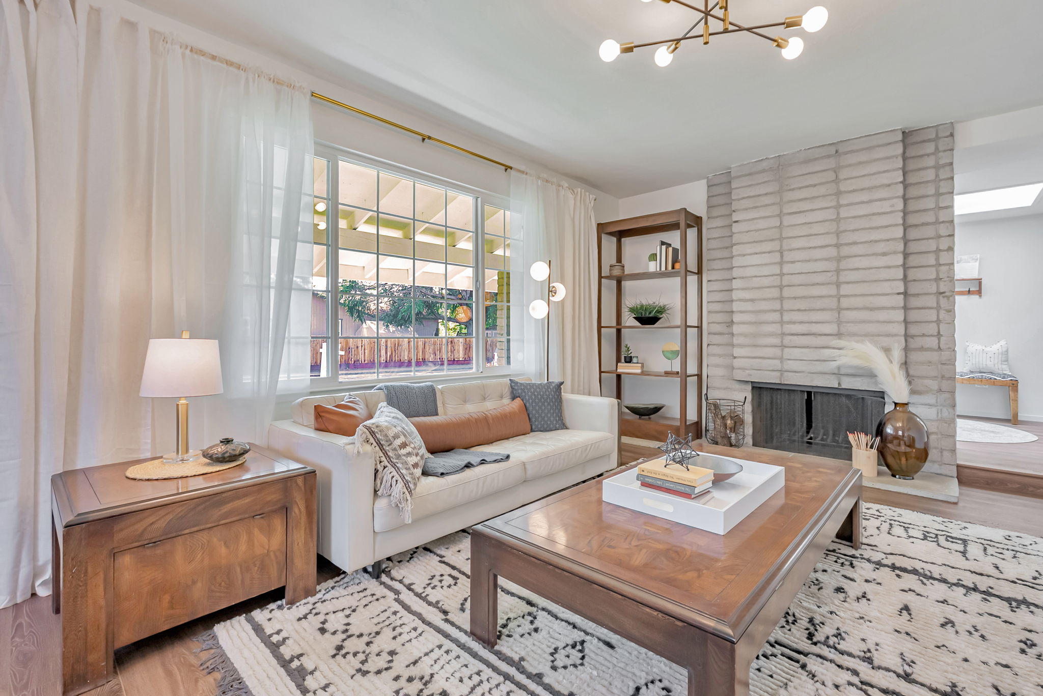 009_1836 Boxwood Dr