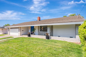 003_1836 Boxwood Dr