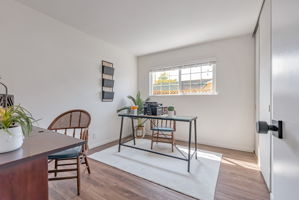 021_1836 Boxwood Dr