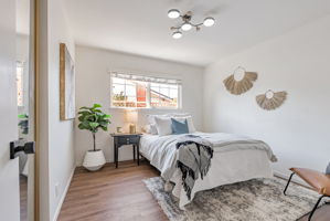 023_1836 Boxwood Dr