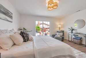 029_1836 Boxwood Dr