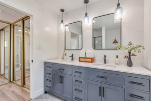 032_1836 Boxwood Dr