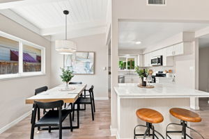 014_F8_1837 W Rosecrans Way