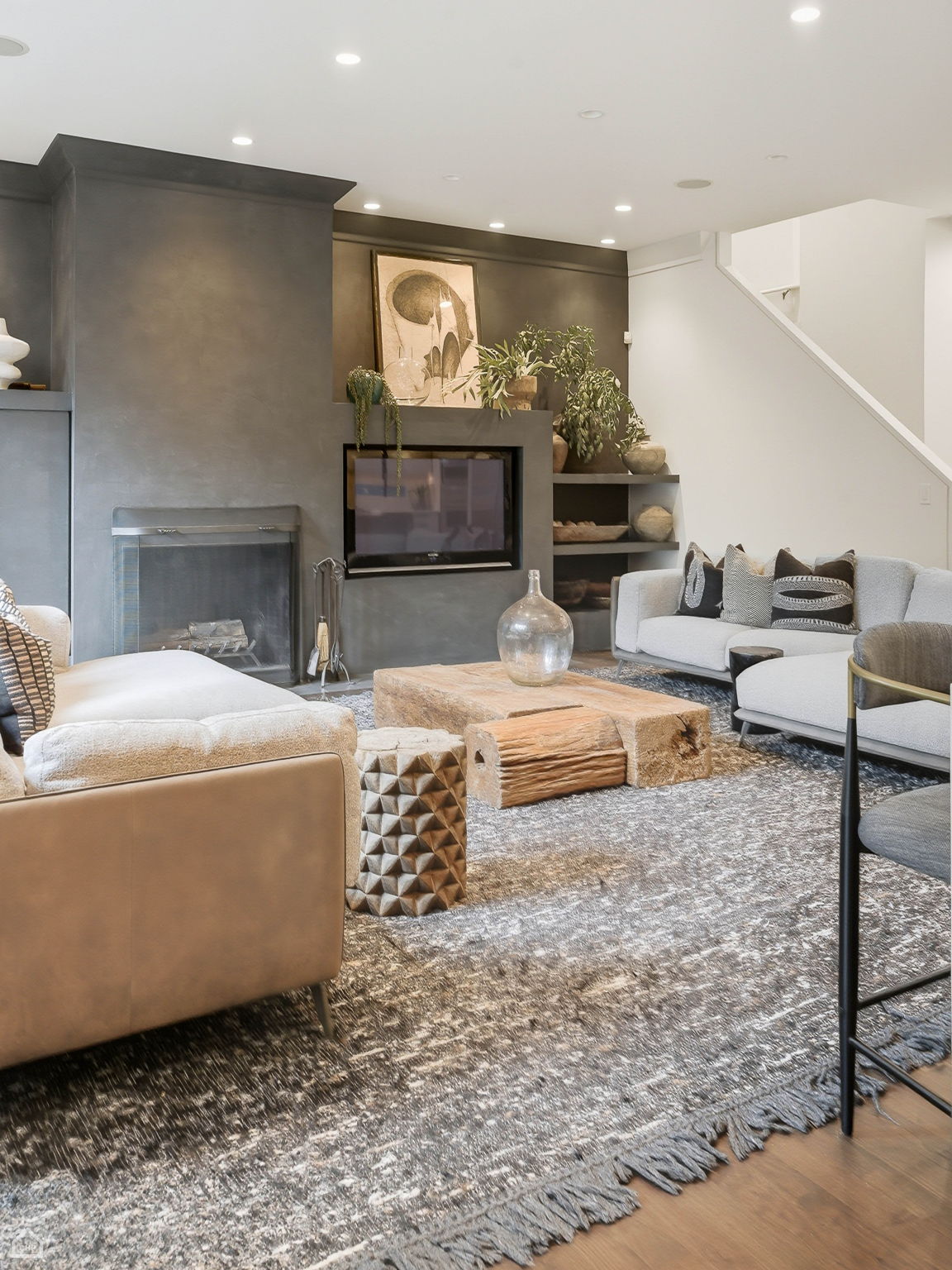 1838 N Wolcott - Verts_101425_011