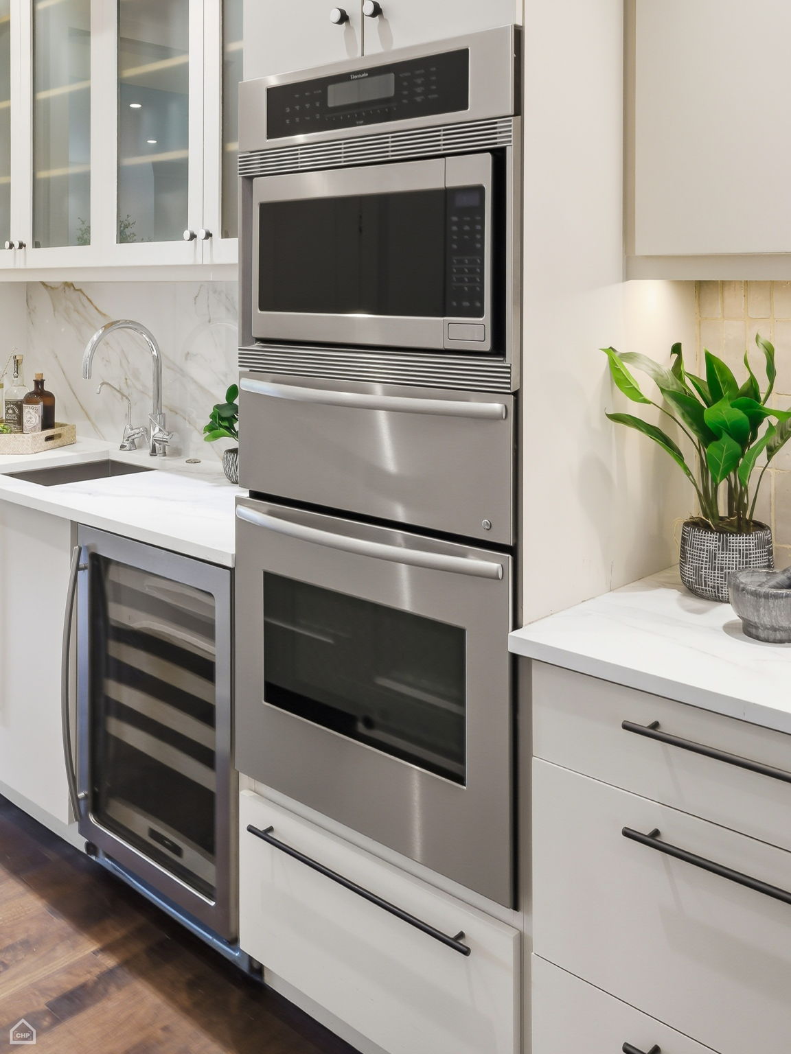 1838 N Wolcott - Verts_101425_016