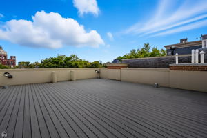 1838 N Wolcott - Roof Deck_101425_002