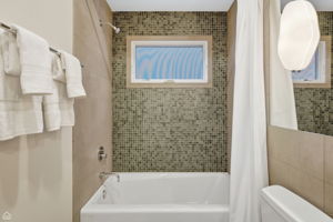 1838 N Wolcott - Upper_101425_010