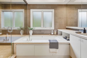 1838 N Wolcott - Upper_101425_037