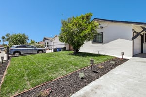 Dalton Dr-S1507-007.jpg