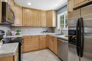 Dalton Dr-S1507-024.jpg