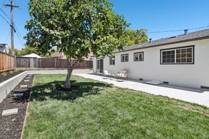 Dalton Dr-S1507-044.jpg