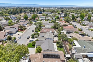 Dalton Dr-S1507-054.jpg