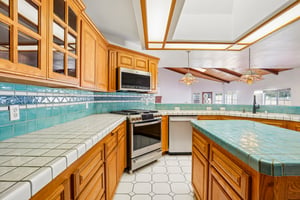 Marinette St-S0406-026.jpg