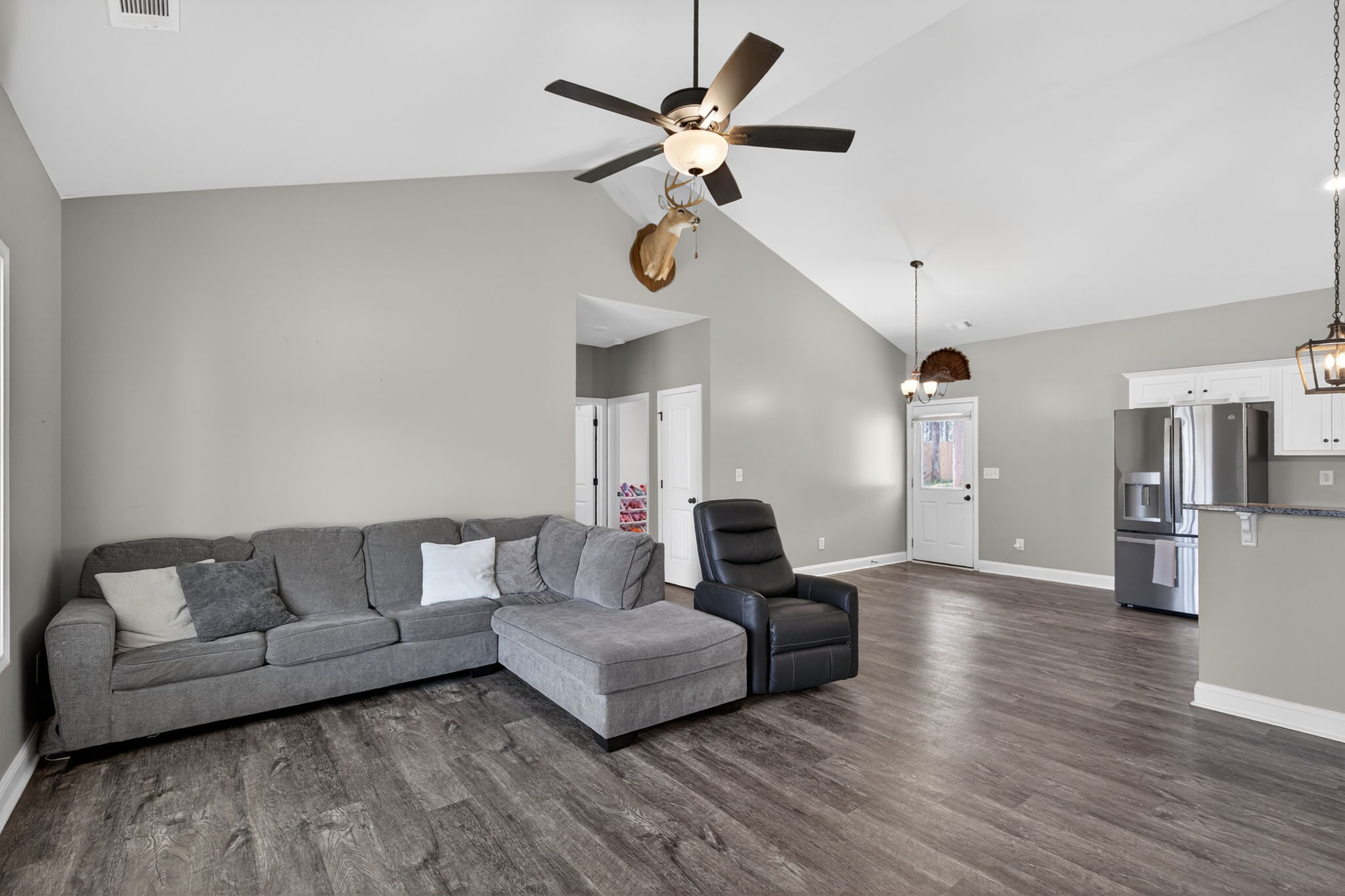 mppmedia184kingfarmrd04