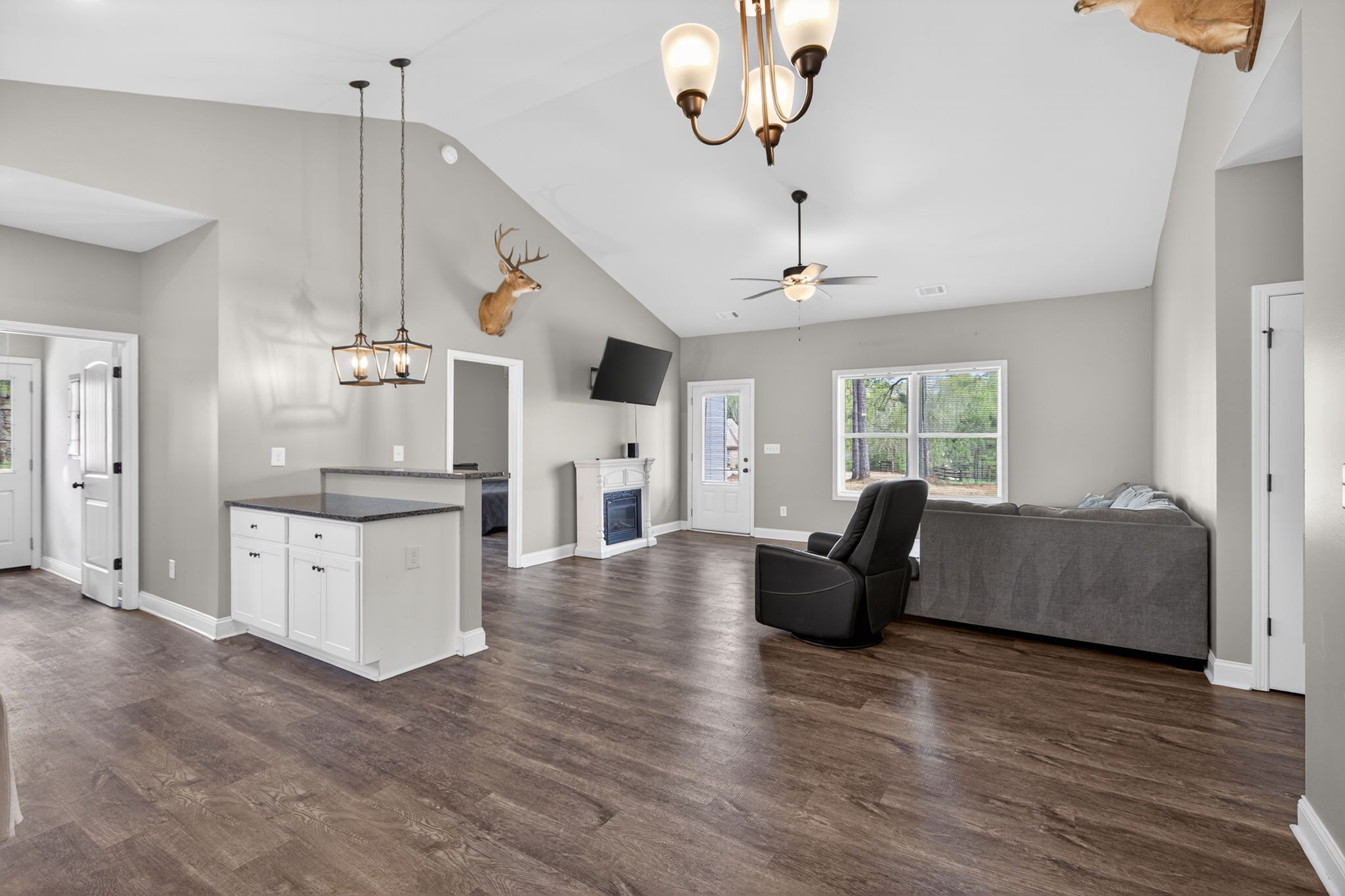 mppmedia184kingfarmrd08