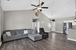 mppmedia184kingfarmrd04