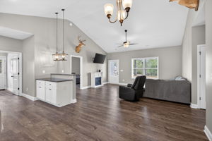 mppmedia184kingfarmrd08