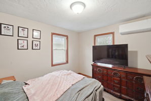  Photo 49