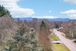 Mountain Valley Dr-073.jpg