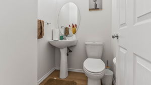  Photo 37