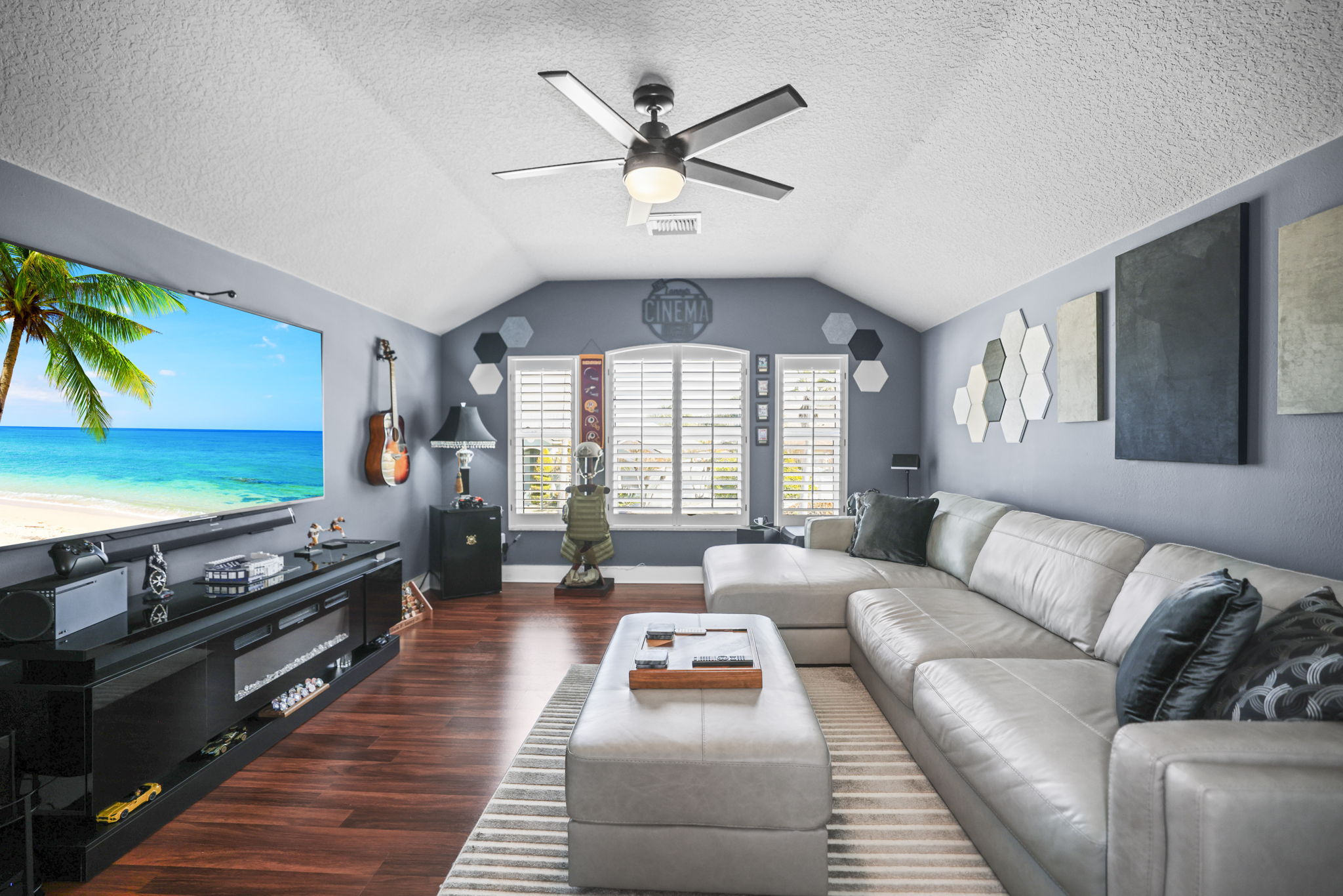 2nd Floor Bonus Room - 495A4955