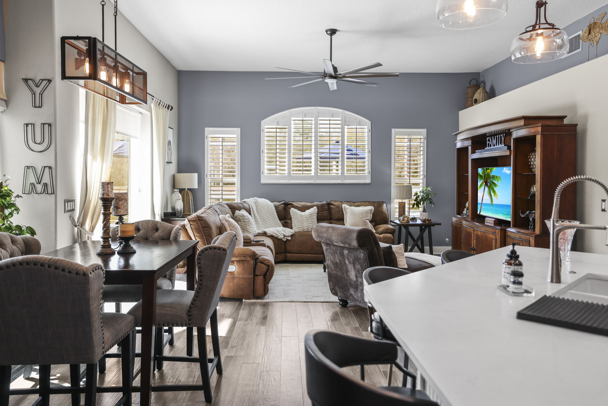 Kitchen LR - 495A5008