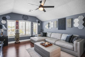 2nd Floor Bonus Room - 495A4950