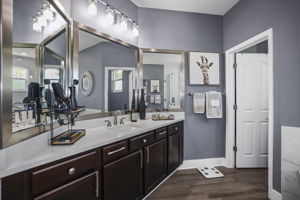 Bathroom 1 - 495A5074