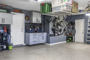Garage - 495A5158