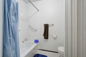  Photo 31