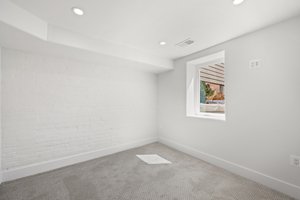  Photo 37