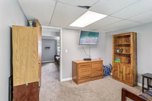 Woodlawn Ave-0206-042.jpg